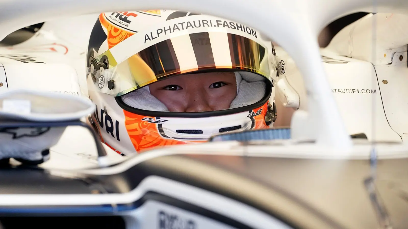 Liefert sich mit Liam Lawson und Daniel Ricciardo einen Dreikampf um zwei Stammplätze: Yuki Tsunoda. (Foto: Hasan Bratic/dpa)