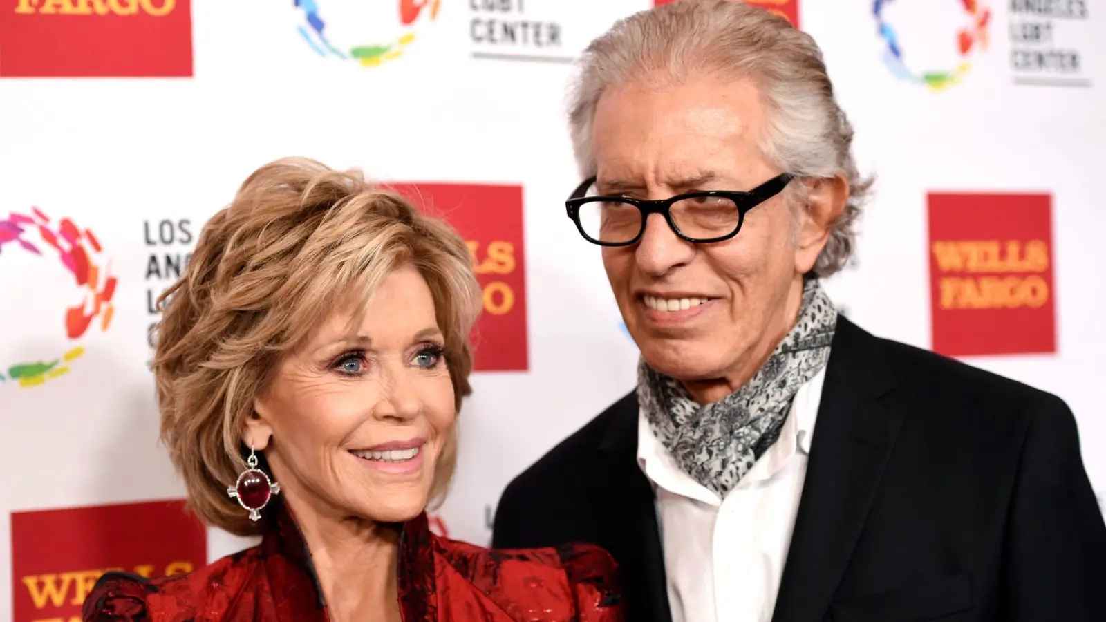 Richard Perry mit Ex-Partnerin Jane Fonda. (Archivbild) (Foto: Chris Pizzello/Invision via AP/dpa)