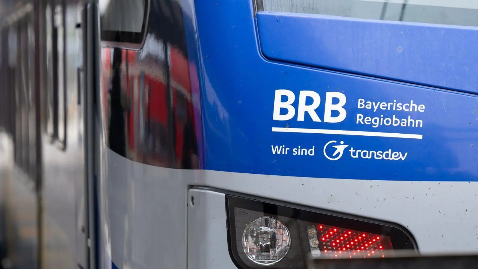 Über mehrere Monate hinweg wird die Bahnstrecke saniert. (Archivbild) (Foto: Sven Hoppe/dpa)