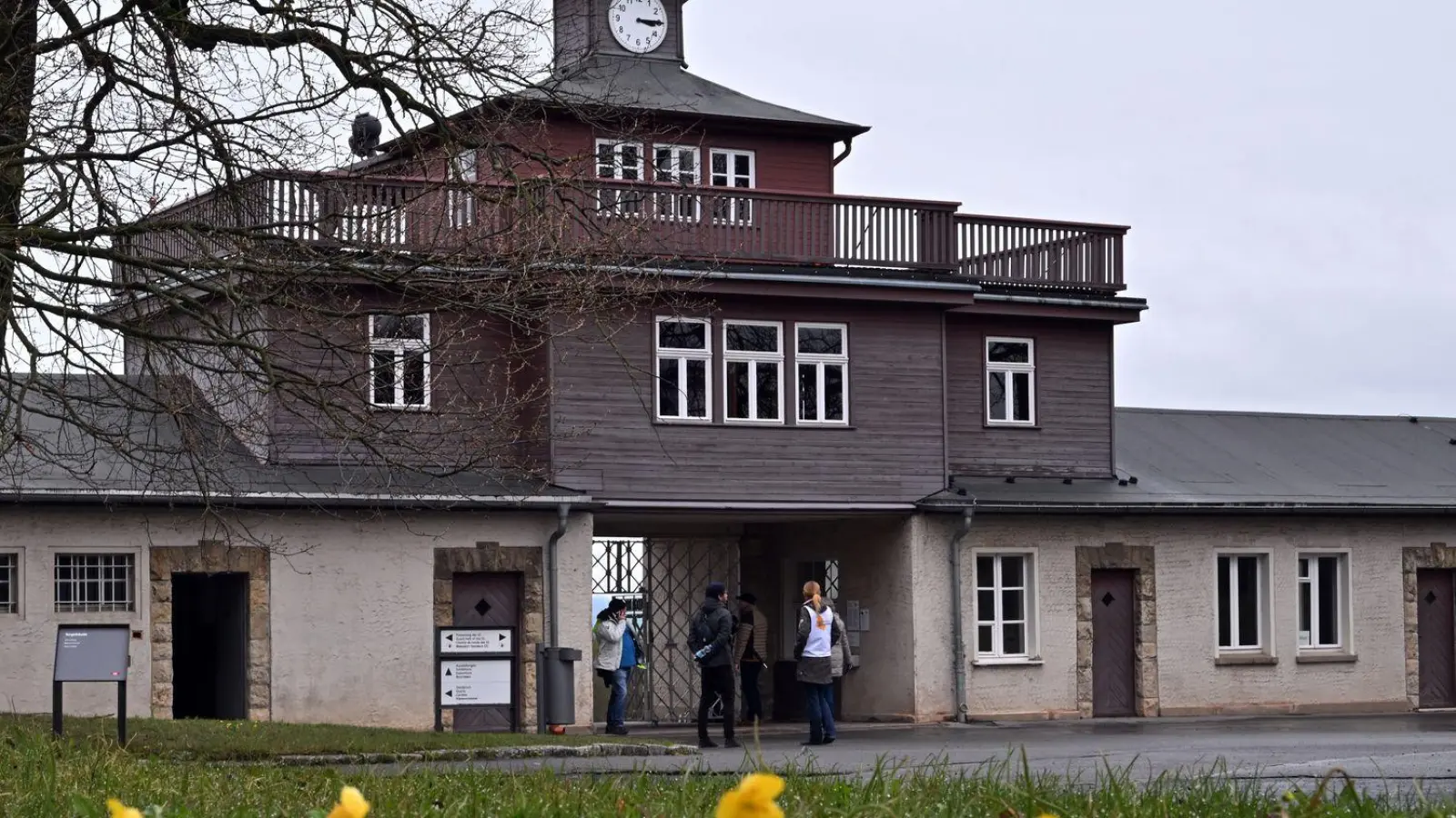 Die Aktivisten waren nach eigenen Angaben gestern auf dem Gelände.  (Foto: Martin Schutt/dpa)