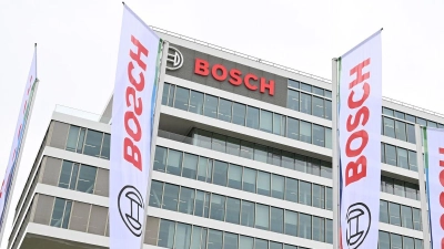 Die finanziellen Folgen der Trump-Zölle für das eigene Geschäft kann der Technologiekonzern Bosch bislang nicht abschätzen. (Foto: Bernd Weißbrod/dpa)