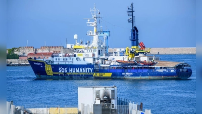 Italien setzt zum wiederholten Male ein Schiff einer deutschen Hilfsorganisation fest. (Archivbild) (Foto: Marcello Valeri/Zuma Press/dpa)