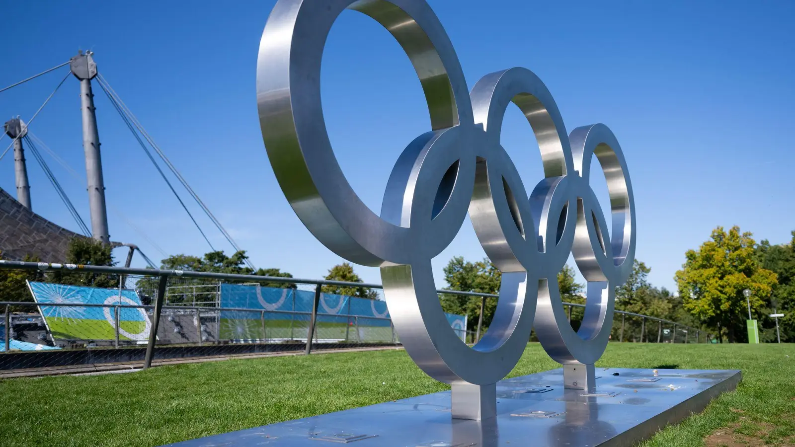 Die Münchnerinnen und Münchner sollen entscheiden, ob sich die Stadt für Olympia bewirbt. (Archivfoto) (Foto: Sven Hoppe/dpa)