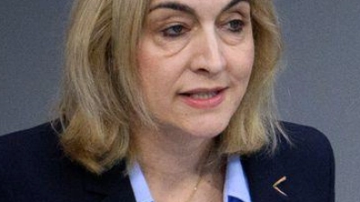 Ministerin Warken wirbt für ihre Sparvorschläge und erntet breite Proteste. (Archivbild)  (Foto: Bernd von Jutrczenka/dpa)