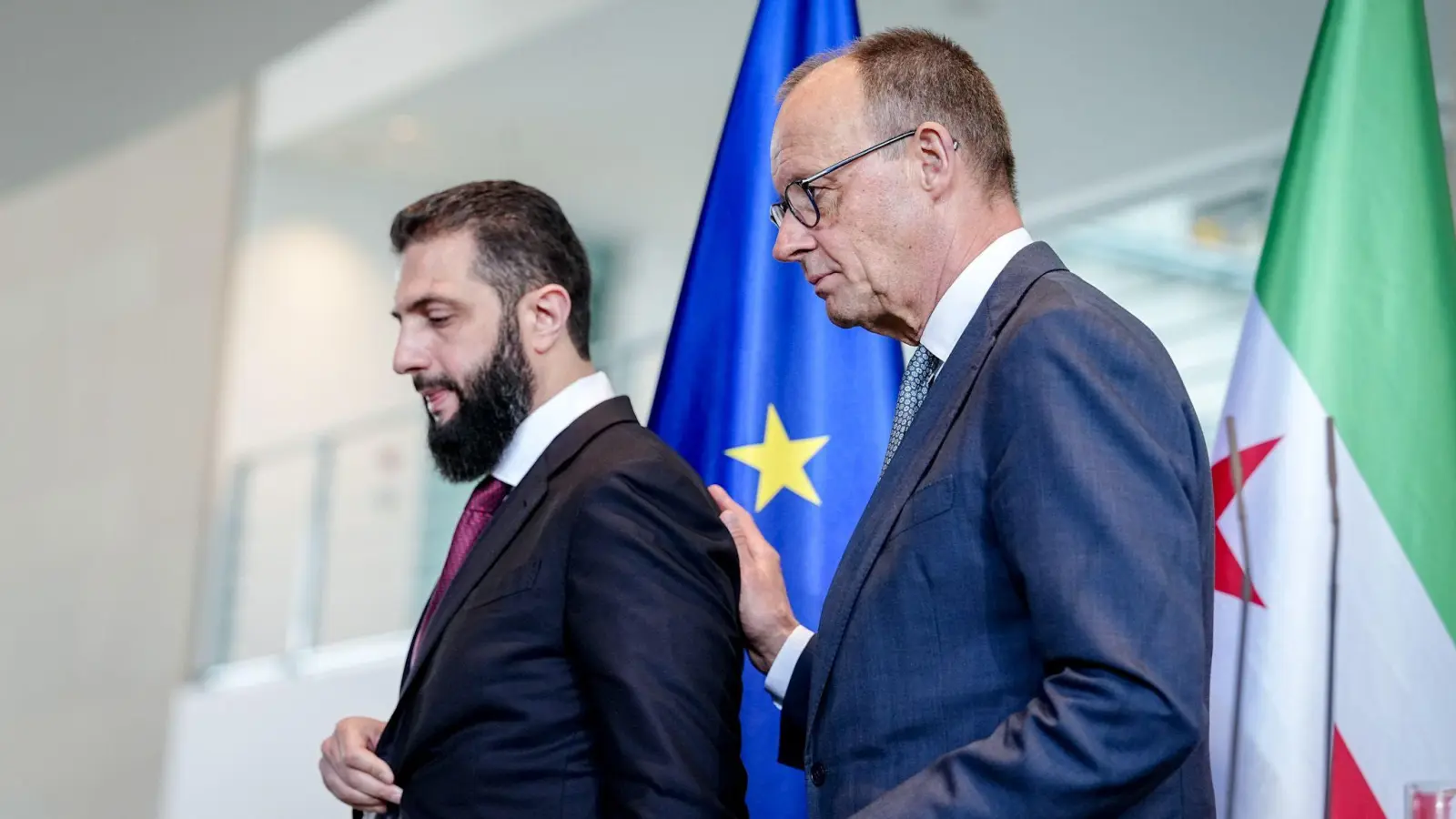 Merz nennt eine Zielmarke für die Rückkehr syrischer Flüchtlinge – und bezeichnet sie als Wunsch des syrischen Präsidenten. (Foto: Kay Nietfeld/dpa)