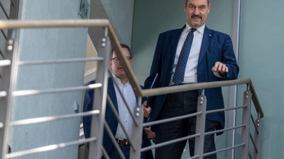 Markus Söder hat beim Deutschen Sparkassentag dazu aufgefordert, staatliche Investitionsmilliarden mit Bedacht zu verteilen (Archivbild).  (Foto: Peter Kneffel/dpa)
