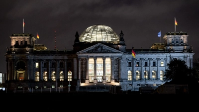 Der Bundestag kämpft mit einem Ausfall des Internets. (Archivbild) (Foto: Fabian Sommer/dpa)