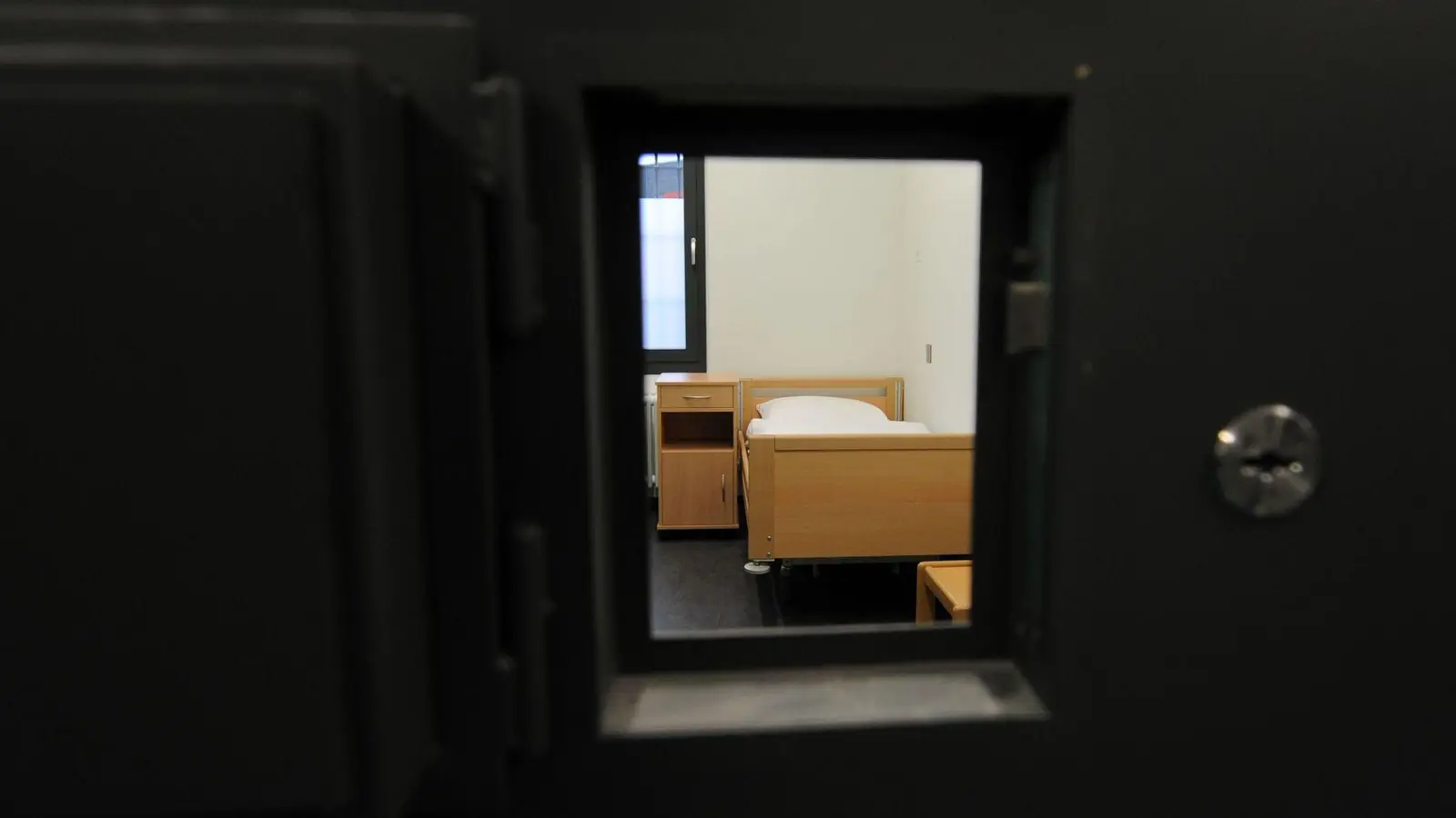 Die Auflagen für den Verdächtigen von Stade sind kurz vor dessen Tod gelockert worden. (Archivbild) (Foto: Carmen Jaspersen/dpa)