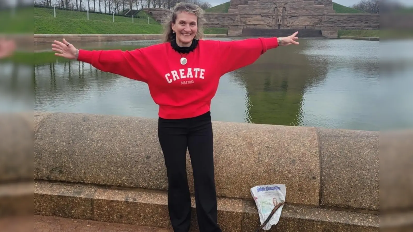 Mit der FLZ unterwegs: Beate Claus aus Ansbach besuchte neben der Buchmesse auch das Völkerschlachtdenkmal in Leipzig. (Foto: Beate Claus)