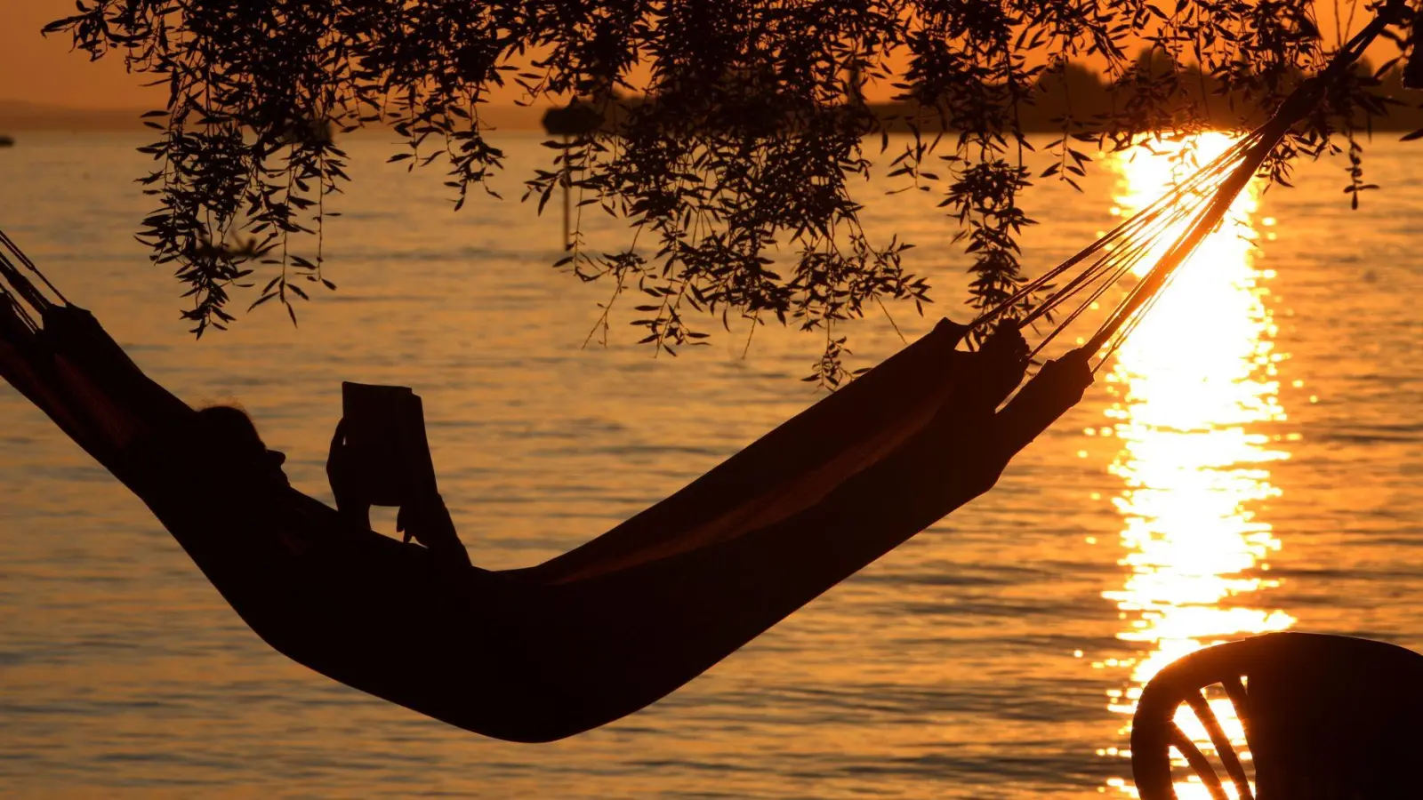 Wenn der Urlaub nicht mehr ausreicht: Mit einem Sabbatical können sich Beschäftigte eine bewusste Auszeit vom Arbeitsleben nehmen. (Foto: Karl-Josef Hildenbrand/dpa/dpa-tmn)