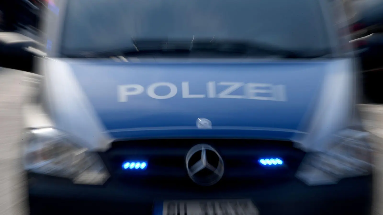 Die Polizei hat nun erste Hinweise auf die Täter einer Diebstahlserie in Leutershausen. Diese waren in der Nacht auf Donnerstag erneut am Werk. (Symbolbild: Carsten Rehder/dpa)