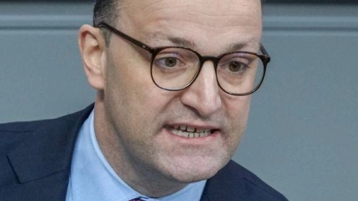Unionsfraktionsvize Jens Spahn findet, dass man im Bundestag die richtige Balance im Umgang mit der AfD finden muss. (Archivfoto) (Foto: Kay Nietfeld/dpa)