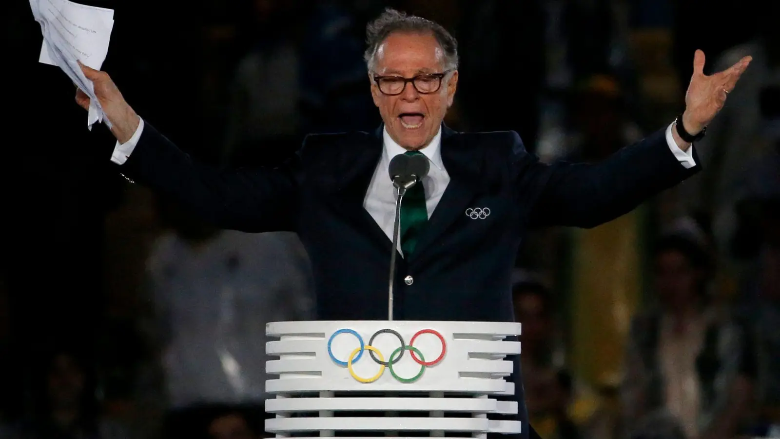 Carlos Nuzman bei der Schlussfeier der Olympischen Spiele 2016 in Rio de Janeiro. (Foto: Sergei Ilnitsky/EPA/dpa)