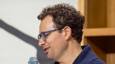 Anthropic-Chef Dario Amodei warnte schon oft vor den Risiken einer ungebremsten Entwicklung Künstlicher Intelligenz. (Archivbild) (Foto: Andrej Sokolow/dpa)