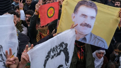 Historische Erklärung: Die PKK hat ihre Auflösung verkündet. (Foto: Bilal Seckin/SOPA Images via ZUMA Press Wire/dpa)
