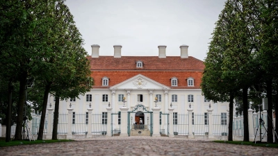 Schloss Meseberg wurde seit 2007 unter anderem für Empfänge von Staats- und Regierungschefs, aber auch für Kabinettsklausuren genutzt.  (Foto: Kay Nietfeld/dpa)