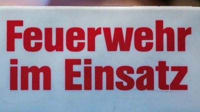 Den Bränden auf einem Gartengrundstück soll ein Einbruch vorangegangen sein. (Symbolbild)  (Foto: Daniel Karmann/dpa)