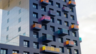 Kaufen, inserieren, Miete kassieren: Auch wenn es simpel anmutet - beim Vermieten einer Immobilie kann man doch einiges falsch machen.  (Foto: Uwe Anspach/dpa/dpa-tmn)