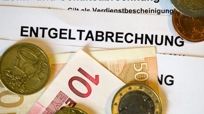 Der Mindestlohn in Deutschland soll steigen.  (Foto: Arno Burgi/dpa-Zentralbild/dpa)