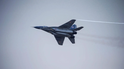 Ein MiG-29-Kampfjet der polnischen Luftwaffe bei einer Luftfahrt-Schau. (Foto: Michael Walczak/PAP/dpa)
