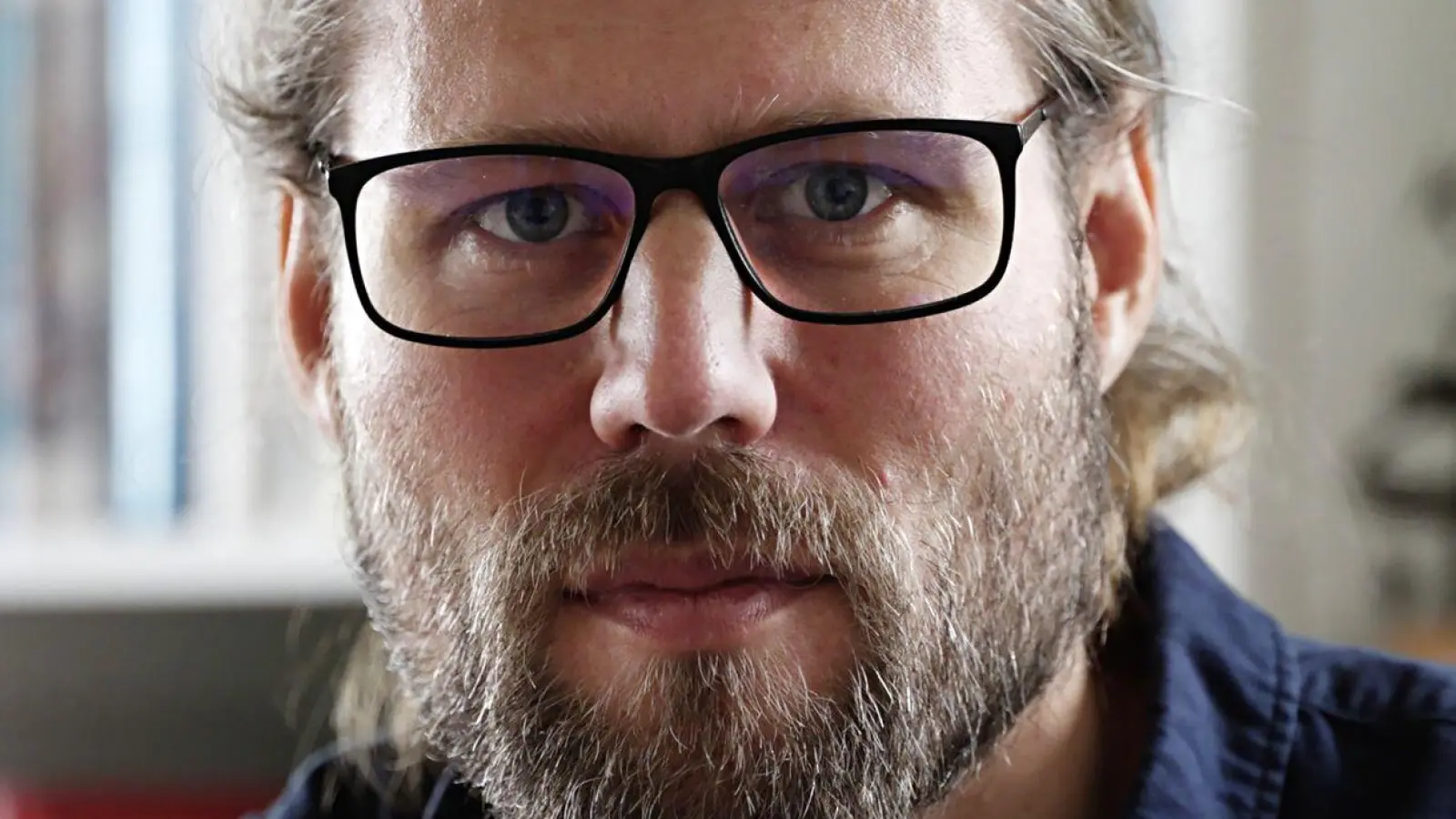 Der heute 40-jährige Rene Pickhardt berichtet, er sei von seiner Ex-Freundin emotional und körperlich missbraucht worden. (Foto: Andreas Arnold/dpa)