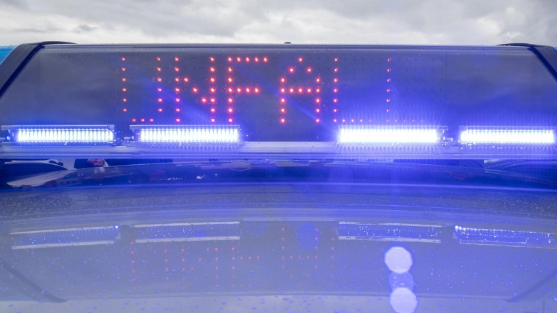 Einen Unfall mit einem Ellenator, einem für Fahranfänger umgebauten Fiat 500, musste die Polizei aufnehmen. (Symbolbild: Daniel Karmann/dpa)