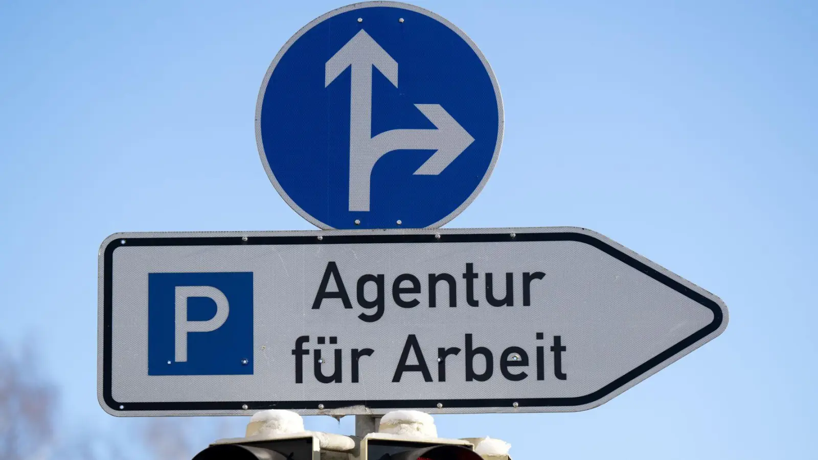 Die Zahl der Arbeitslosen in Bayern ist im August im Vergleich zum Juli gestiegen. (Archivbild) (Foto: Sven Hoppe/dpa)
