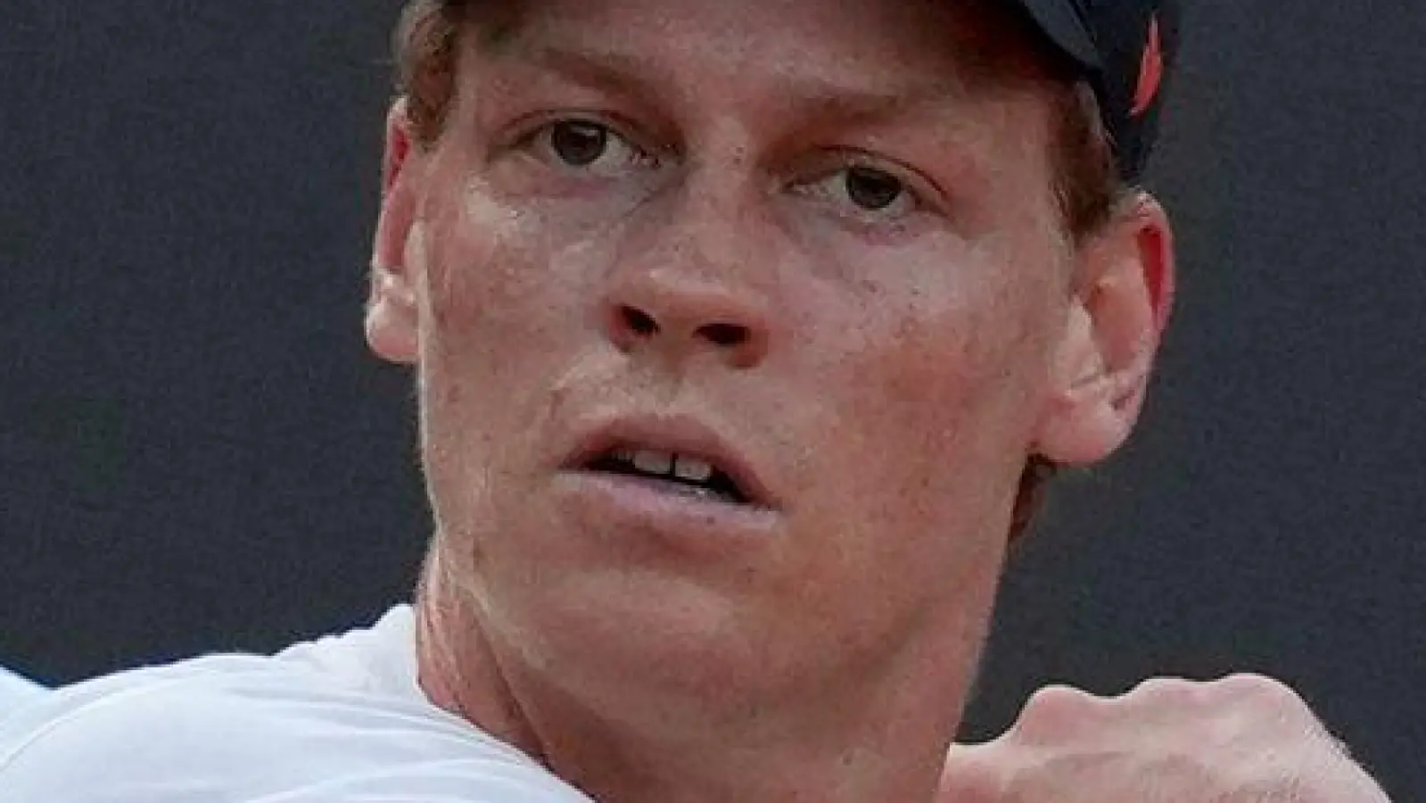 Jannik Sinner tritt nach seiner Dopingsperre in Rom erstmals wieder an.  (Foto: Alfredo Falcone/LaPresse/AP/dpa)