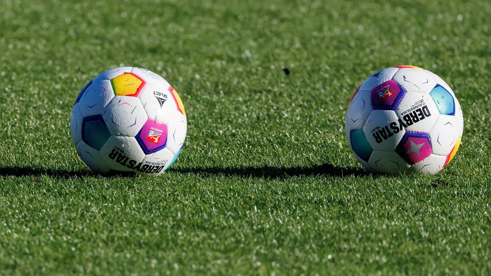 Ein schweres Auswärtsspiel steht dem TSC Neuendettelsau in der Fußball-Landesliga Nordost bevor. (Foto: Daniel Karmann/dpa)