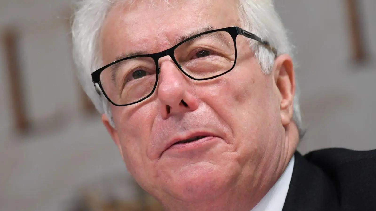 Der britische Bestseller-Autor Ken Follett. (Foto: Arne Dedert/dpa)