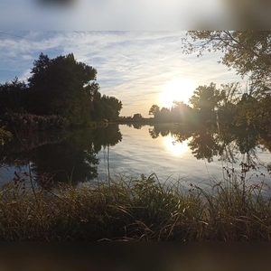 Die Sonne geht unter - gesehen in Bad Windsheim (Foto: Annette Abenthum)