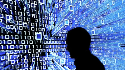 Die Bundesnetzagentur greift Unternehmen bei Umsetzung des komplexen europäischen KI-Gesetzes unter die Arme (Symbolbild). (Foto: Peter Steffen/dpa)