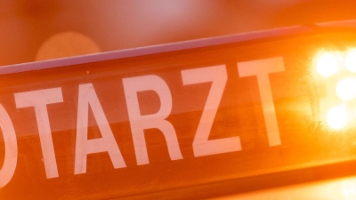 Etliche Einsatzkräfte waren vor Ort. (Symbolbild) (Foto: Lino Mirgeler/dpa)