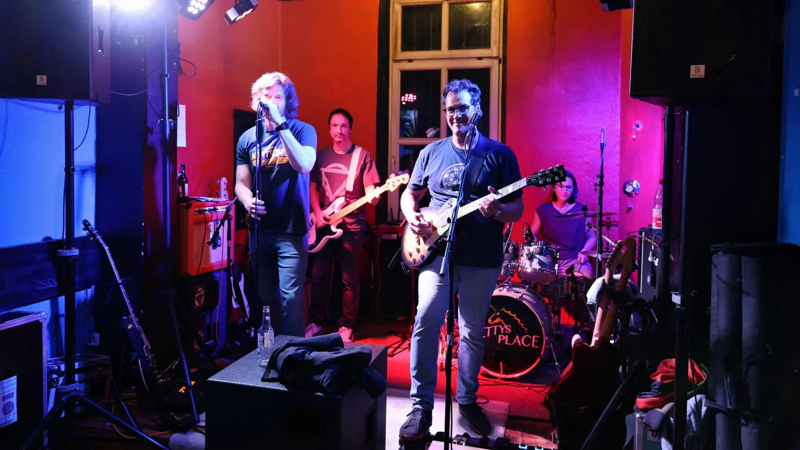 Bettys Place bespielt das Café Prinzregent.  (Foto: Zeynel Dönmez)