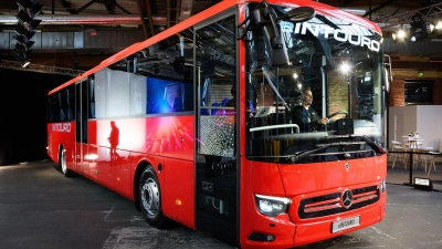  Der „Mercedes-Benz eIntouro“ soll ab 2026 an Kunden ausgeliefert werden. (Foto: Bernd von Jutrczenka/dpa)