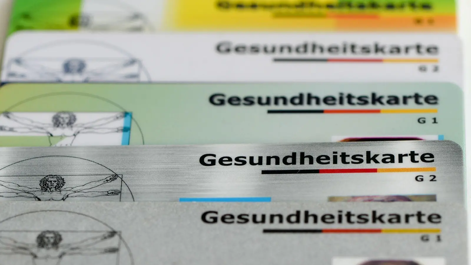 Krankenkassen verzeichnen ein Plus von Januar bis Juni. (Symbolbild) (Foto: Jens Kalaene/dpa-Zentralbild/dpa)