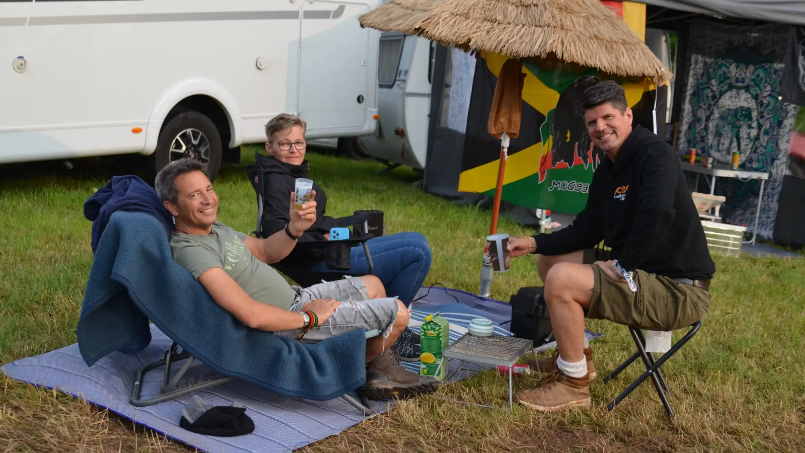 „Freedom“ ist das Motto von (von rechts) Markus, Heike und Harald aus Großhabersdorf. (Foto: Yvonne Neckermann)