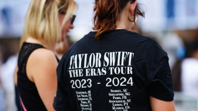 Taylor-Swift-Fans haben teils ein Jahr auf die Konzerte in Wien hingefiebert.  (Foto: Eva Manhart/APA/dpa)