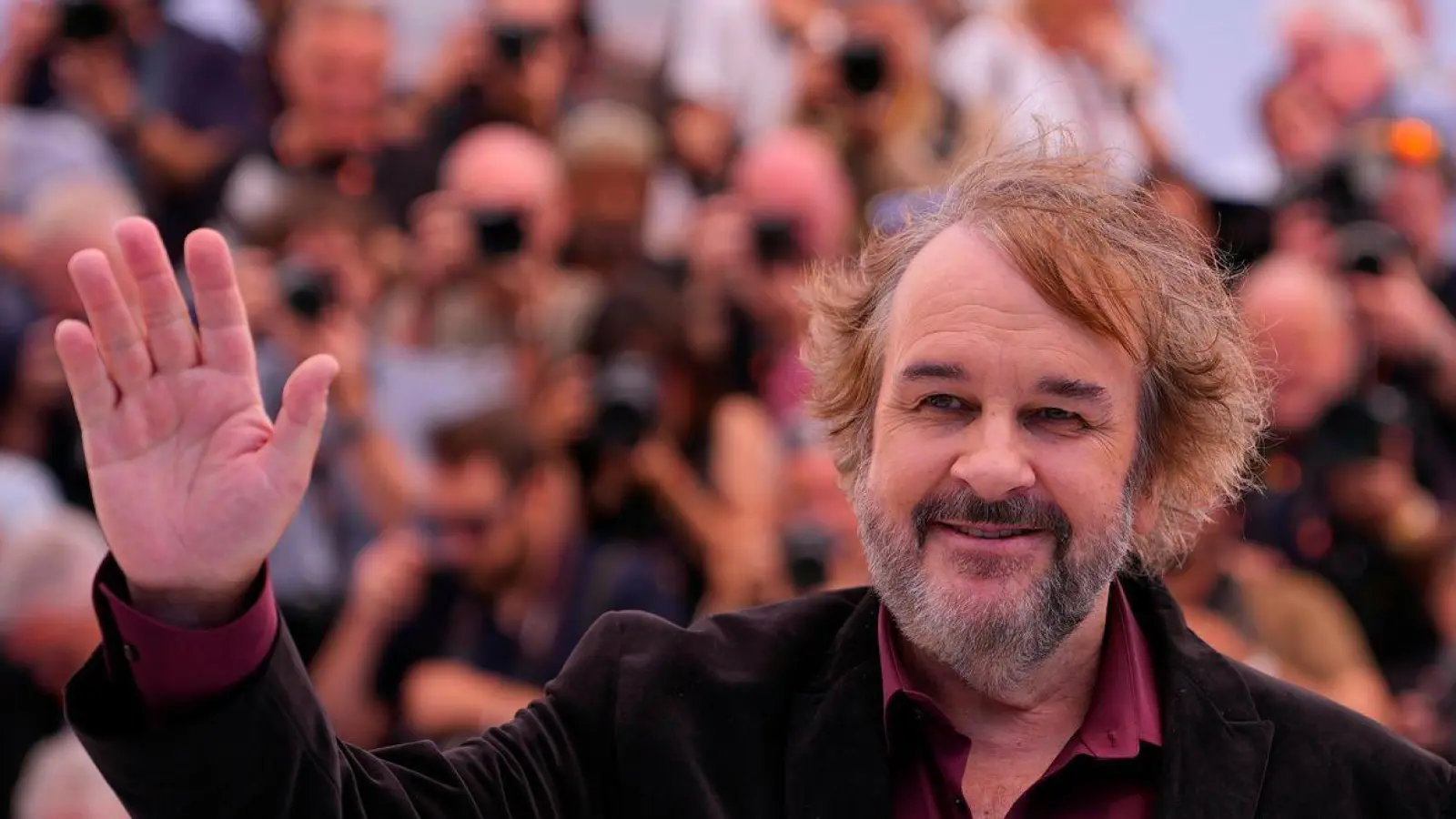 Der Regisseur Peter Jackson wurde in Cannes mit einer Goldenen Ehrenpalme ausgezeichnet. (Foto: Andreea Alexandru/Invision/AP/dpa)