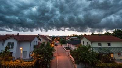 Die wirtschaftliche Unsicherheit und die andauernde Konjunkturkrise dämpfen nach Einschätzung der Interhyp den Immobilienmarkt. (Symbolbild) (Foto: Armin Weigel/dpa)
