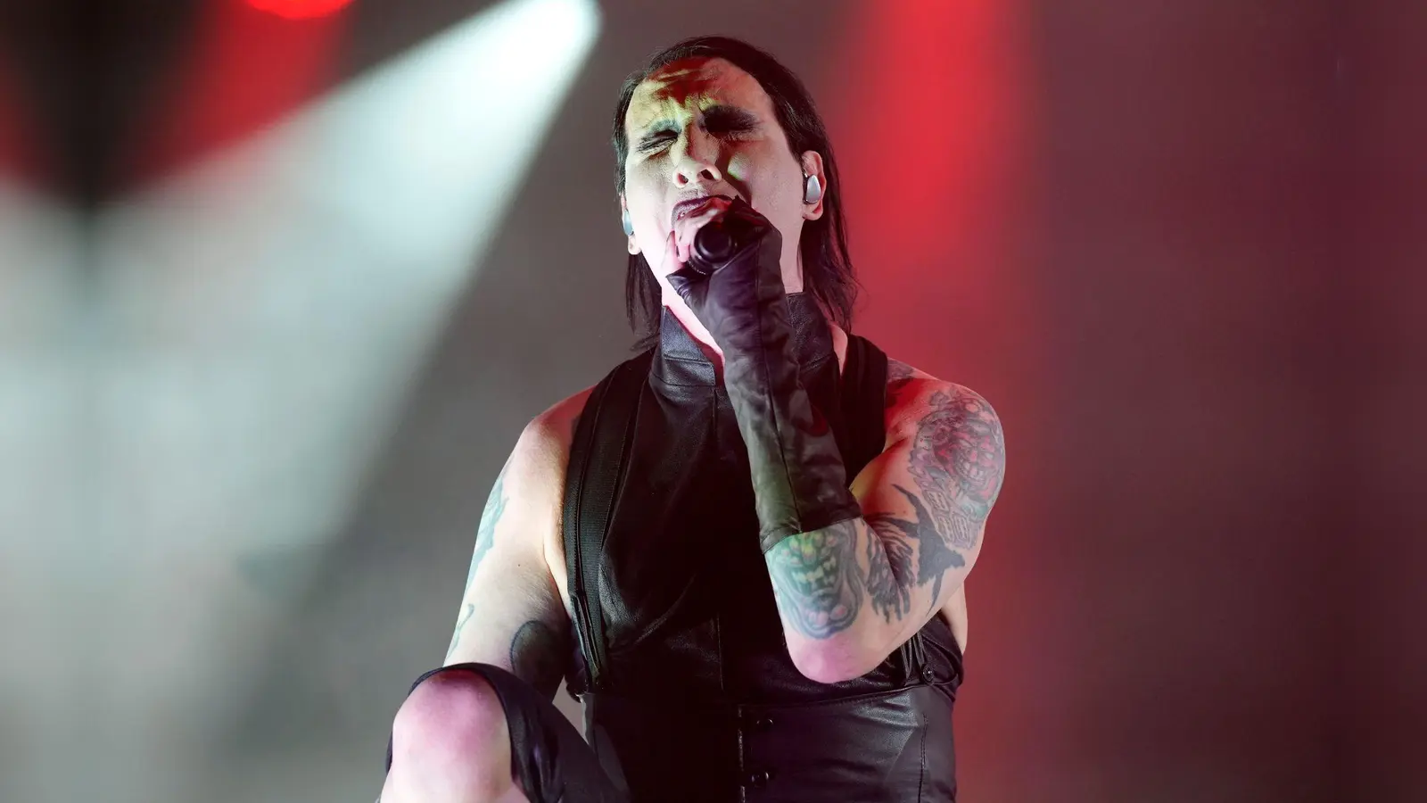 Schock-Rocker Marilyn Manson kommt um eine Anklage herum. (Archivbild)  (Foto: Rob Grabowski/Invision/dpa)