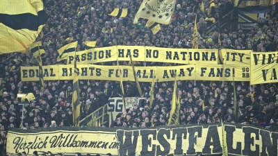 Die Ultra-Fans von Borussia Dortmund fehlen beim Champions-League-Spiel in Bergamo. (Archivbild) (Foto: Bernd Thissen/dpa)