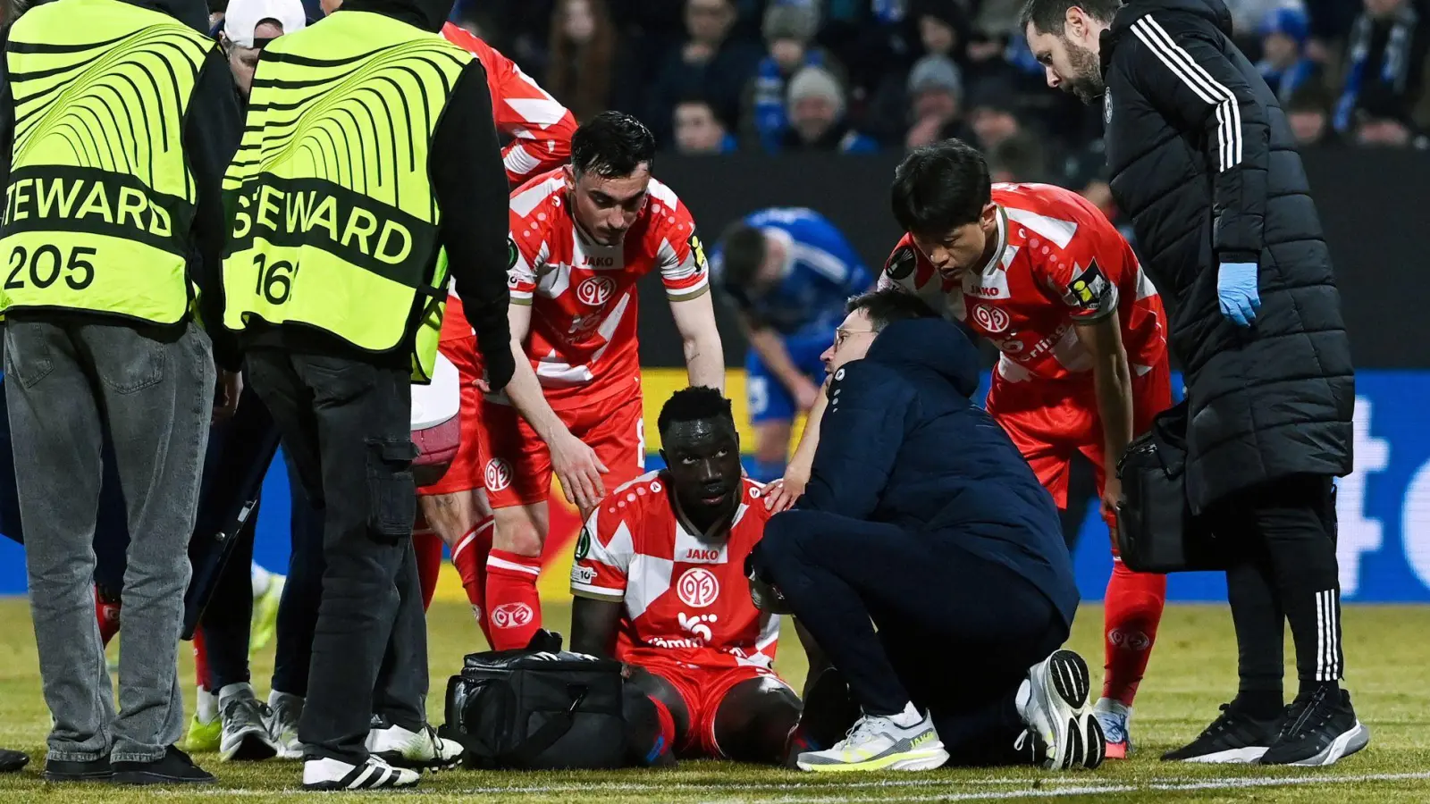 Silas wird dem FSV Mainz 05 lange fehlen. (Foto: Peøina Ludìk/CTK/dpa)
