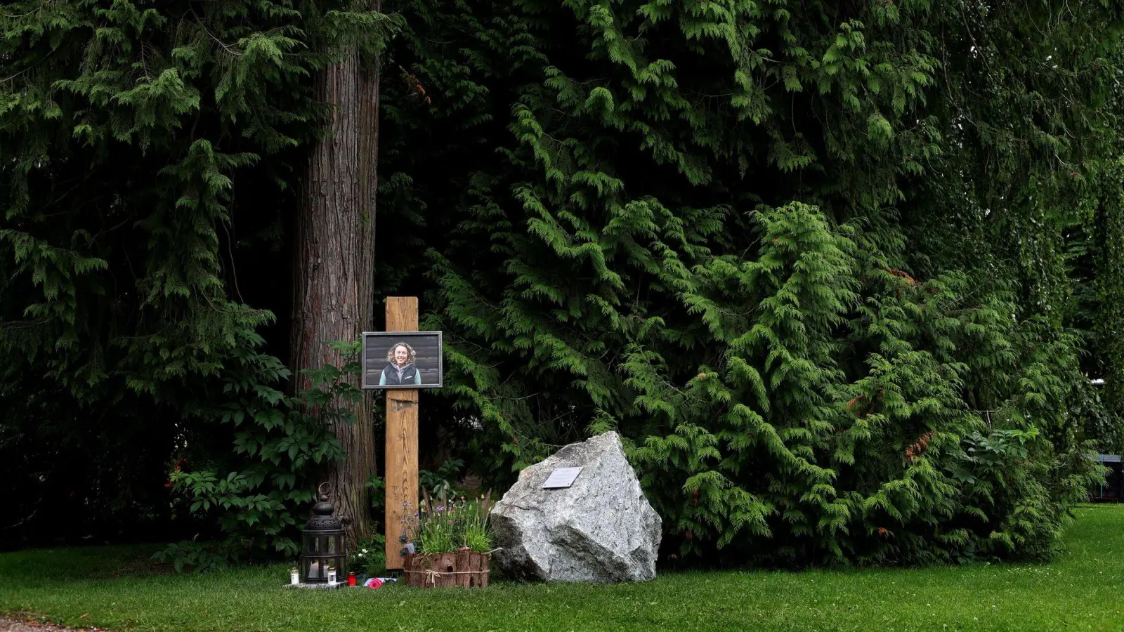 Die bisherige Gedenkstätte soll nur temporär sein. (Archivbild) (Foto: Karl-Josef Hildenbrand/dpa)