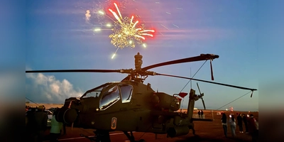 Gegen 22 Uhr feierten die US-Garnison und ihre Freunde den 250. Geburtstag der Vereinigten Staaten mit einem großen Feuerwerk. (Foto: US-Garnison Ansbach/Jonathan Bell)