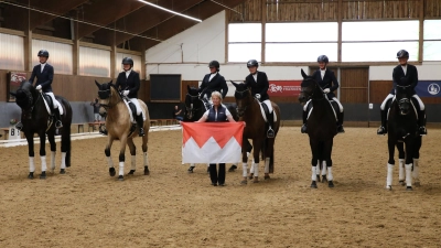 Bei der Jubiläumsfeier zeigten die Mitglieder der Verbandsvereine ihr Können. (Foto: Alexander Biernoth)