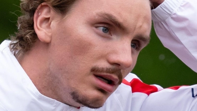 Nick Woltemade will zum FC Bayern - aber Stuttgart lässt ihn nicht. (Foto: Sven Hoppe/dpa)