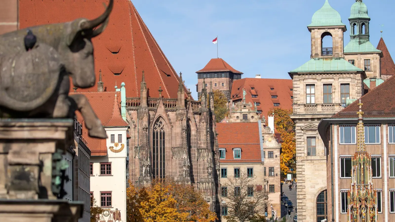 Die Stadt beobachtet wiederholt „Angriffe von außen“ auf ihre Internetseite. (Archivbild) (Foto: Daniel Karmann/dpa)