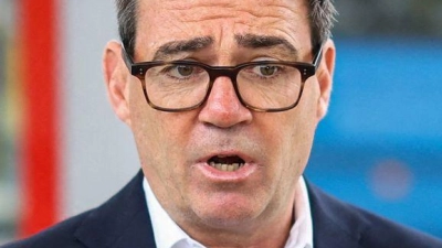 „Wir sind keine Schönwetterfreunde“, sagt Burnham.  (Foto: Hannah Mckay/PA Wire/dpa)