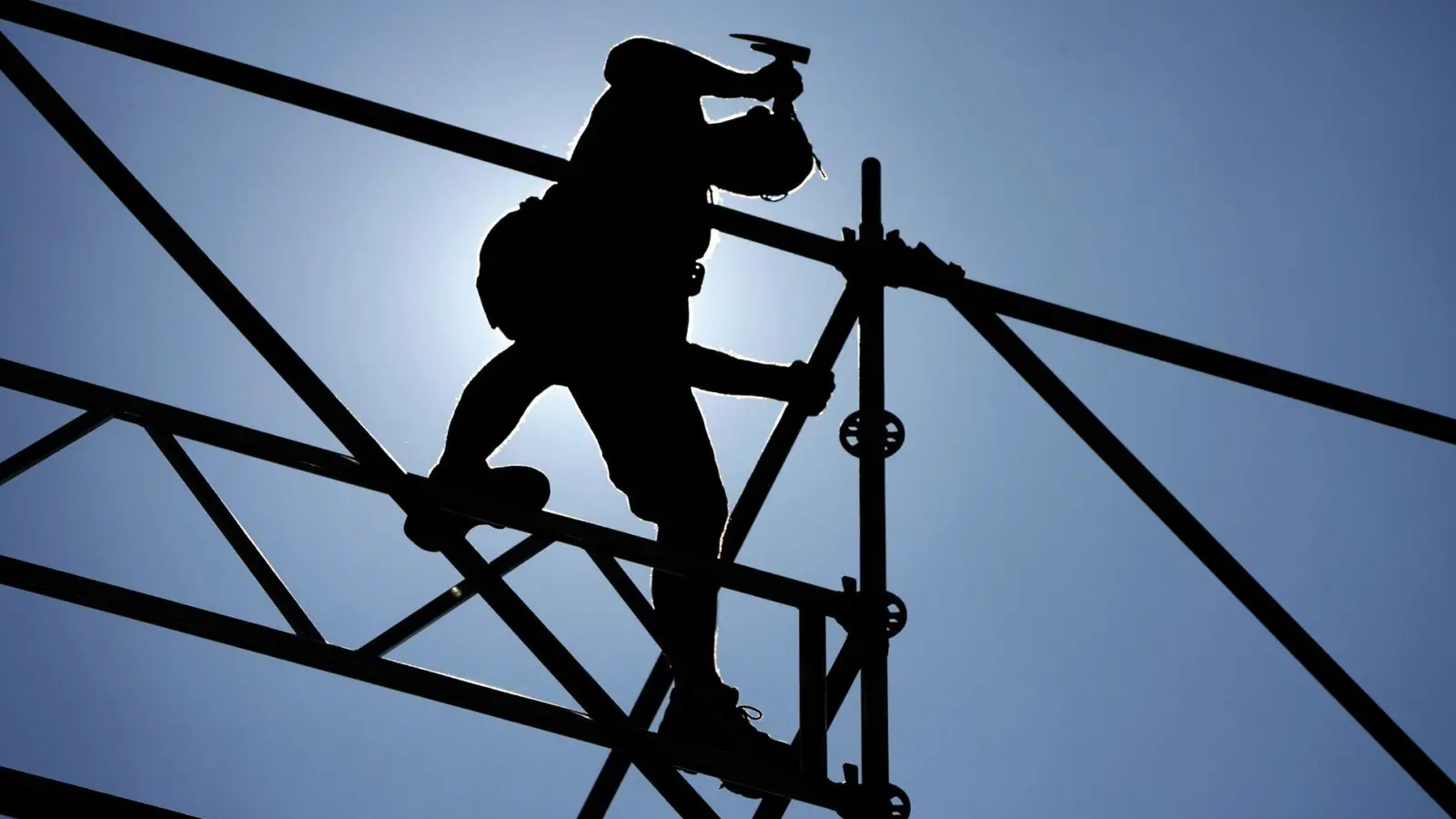 Noch nie flossen in Bayern so viele staatliche Fördermilliarden in den Wohnungsbau wie in diesem und im nächsten Jahr. Doch Wohnungen fehlen weiterhin. (Symbolbild) (Foto: David-Wolfgang Ebener/dpa/dpa-tmn)